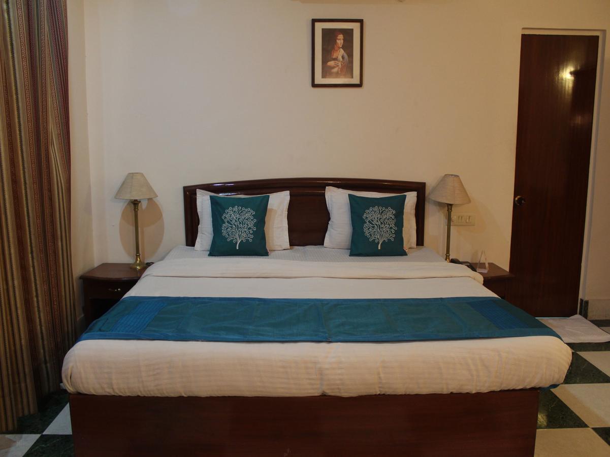 Oyo 5232 Kwality Hotel Dehradún Kültér fotó